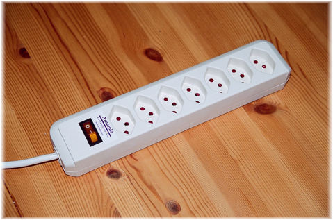 Amanda Energieprodukte: Amanda Steckdosenleiste für die Ton Maximierung, Geräte für die Entstören von Wasseradern, Erdstrahlung und Elektrosmog - Amanda Energieprodukte, Amulett, Bodenbelebung, Depression, Der richtige Platz, dowsing, earth rays, electromagnetic stress, Elektrosmog, Energiesysteme,Energietechnik,energy products, entstören, Entstörung, Erdstrahlen, Erdstrahlung, Erschöpfung, fatigue, Feng Shui, Geomantie, geopathic stress, Hautkrankheit, Hautproblem, Hyperaktivität, insomnia, Kinderlosigkeit, Kopfschmerzen, Kraftort, Kraftplatz, Lichtenergie, Medaillon, Migräne, Müdigkeit, Nervosität, Neurodermitis, Orgon, Ort der Kraft, Pendel, pendeln, place of power, Psoriasis, pyramid, Pyramide, Radiästhesie, Resonanz-Technologie, Rückenschmerzen, Rute, Rutengehen, Schlaflosigkeit, Schlafplatzuntersuch, Schlafstörungen, Schmerzen, Standortbelastung, Stoffwechselstörungen, Tachionen, Tachyon, Tschopp, Umweltverschmutzung, Unterleibsbeschwerden, Verdauungsproblem, Verspannungen, vitalisation, vitaliser, vitalisieren, Wasser, Wasserader, Wasseradern, Wasseraktivierung, Wasserbelebung, Wasserqualität, Wassertherapie, Wasservitalisierung, water, Wünschelrute, LIEBE, DANKBARKEIT